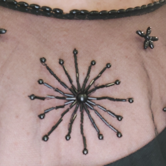 Beaded over shoulder wrap - Picture 5 of 9